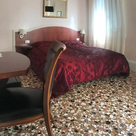 B&B A Le Boteghe Venedig Exterior foto